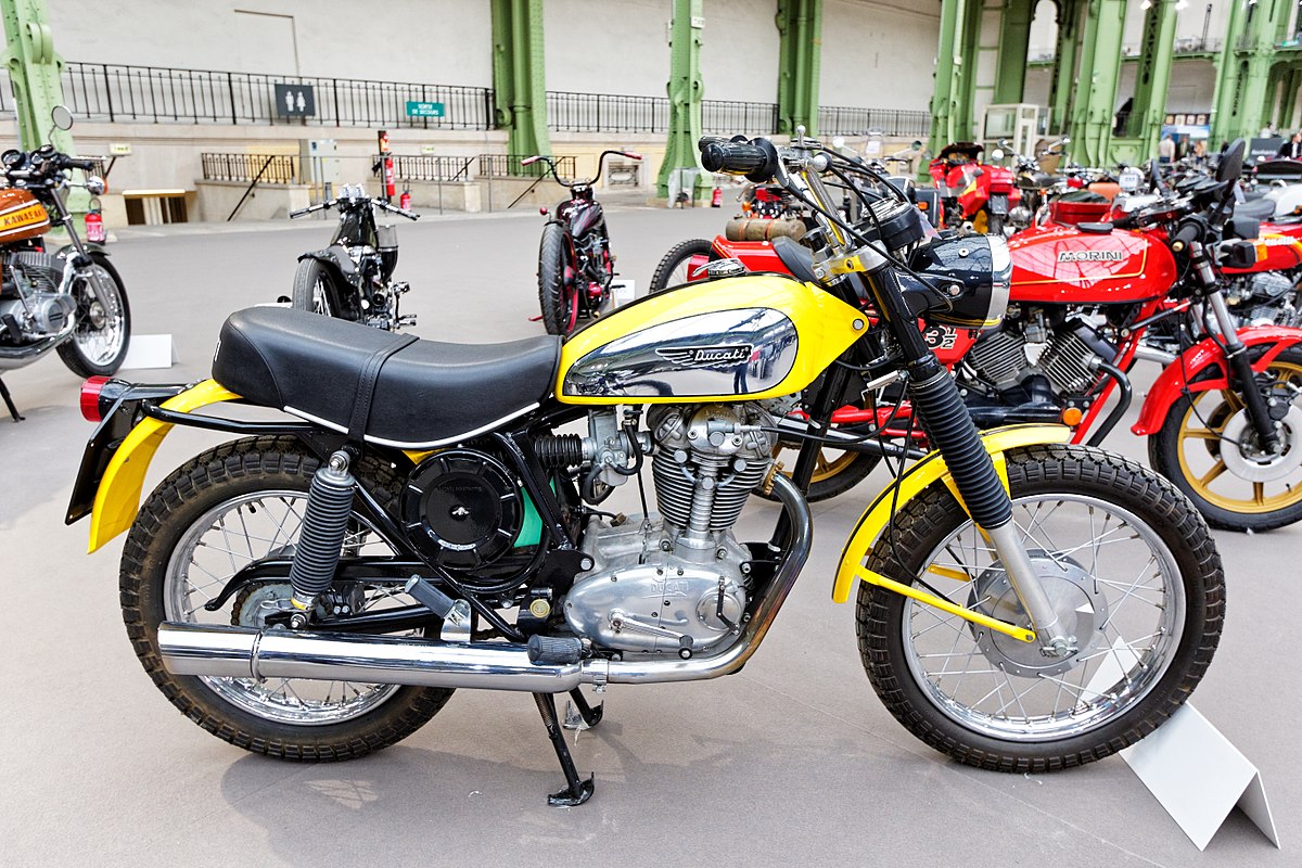 1200px-Paris_-_Bonhams_2016_-_Ducati_450_Scrambler_-_1972_-_001.jpg