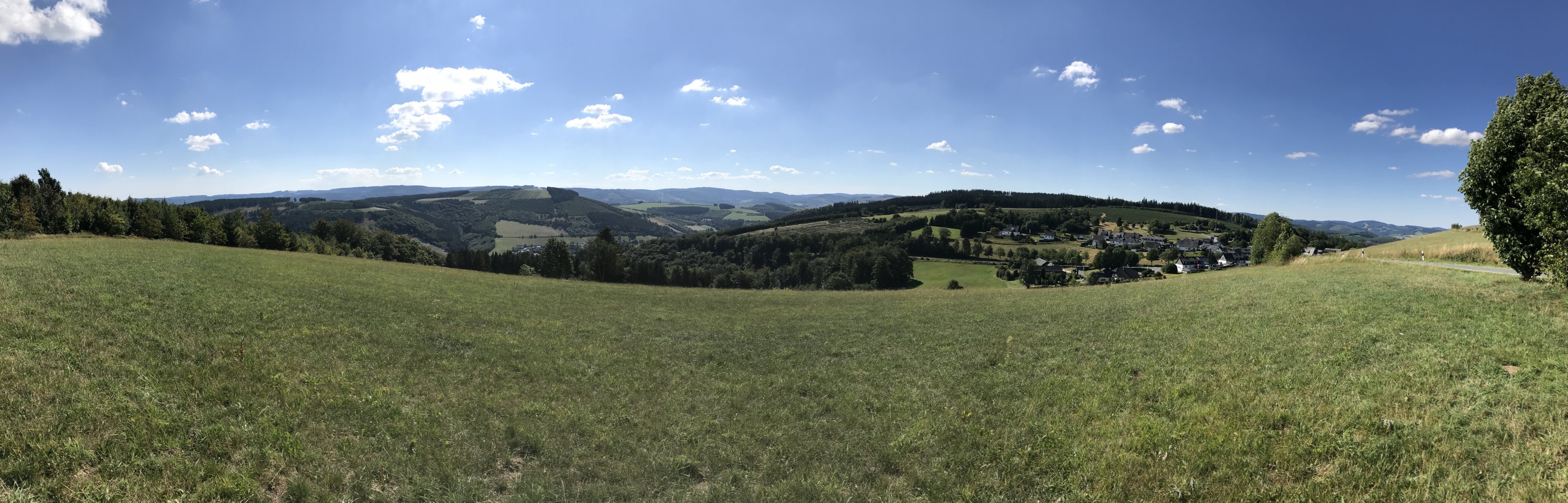 2022_08_13 Sauerland mit Dana (10).JPG