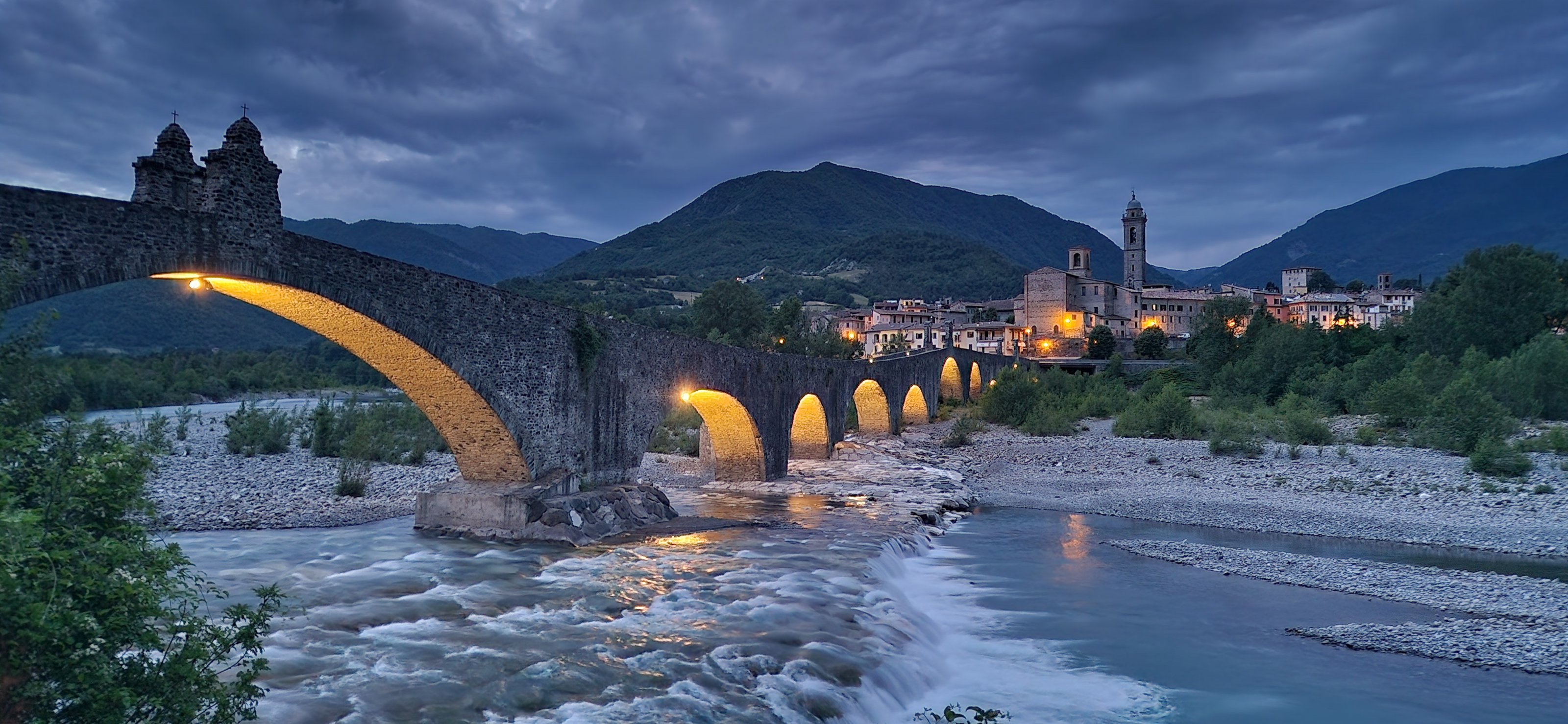 Brücke abends.jpg