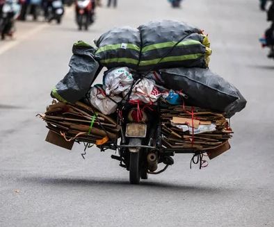 depositphotos_419559730-stock-photo-overloaded-motorcycle-streets-dong-van.jpg