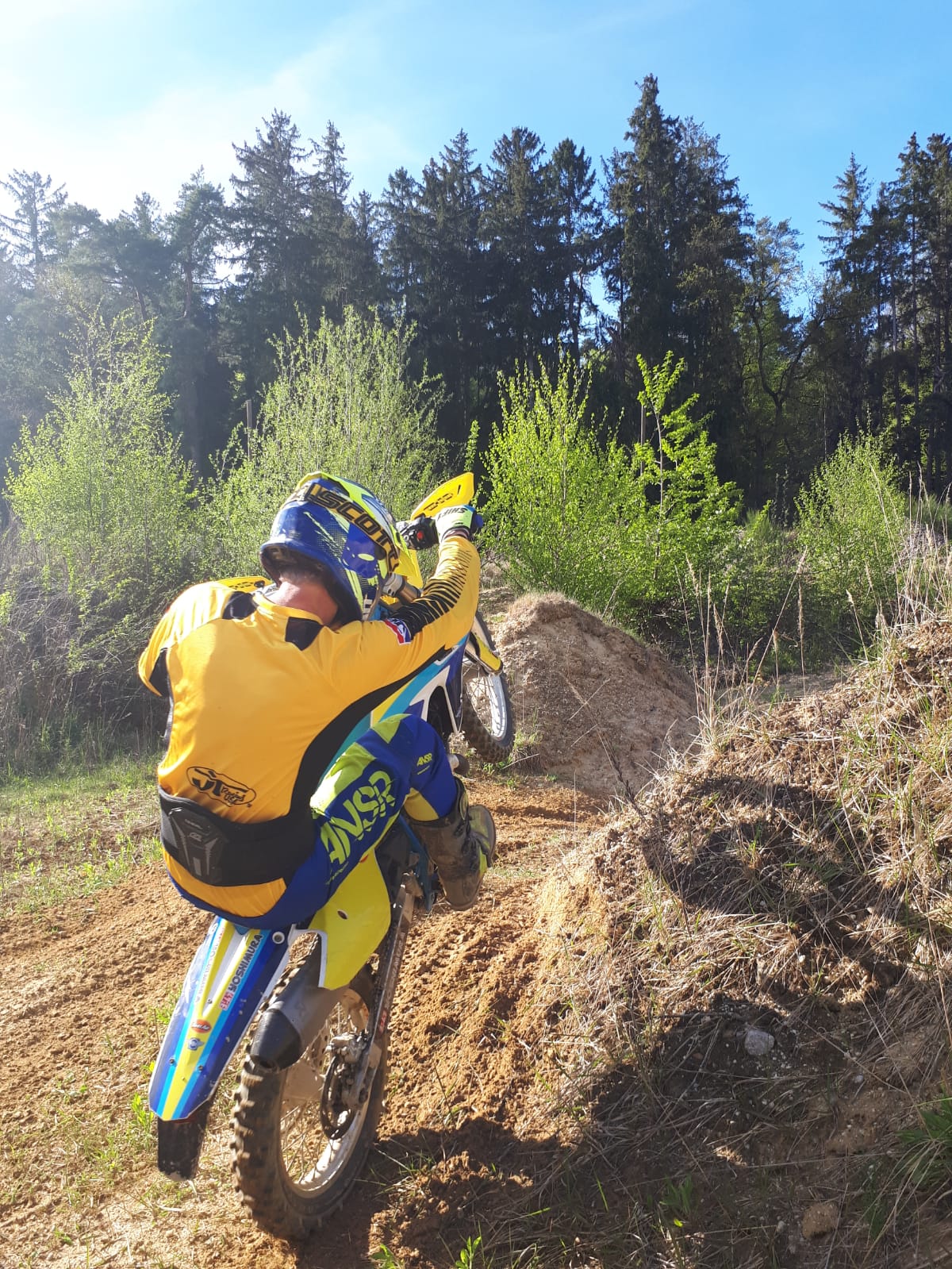 Enduro Enduro Enduro.jpg