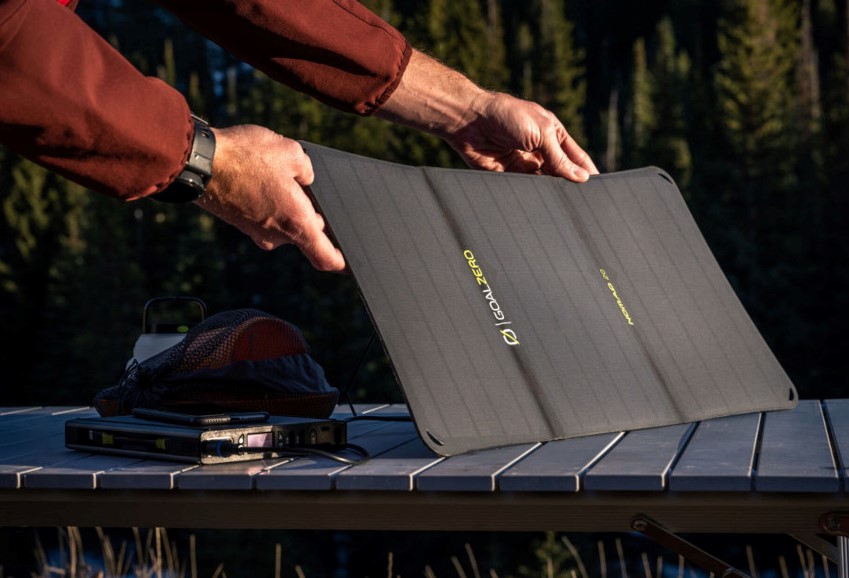 goalzero-3700131-nomad-20-solar-panel-4-913555 new.jpg