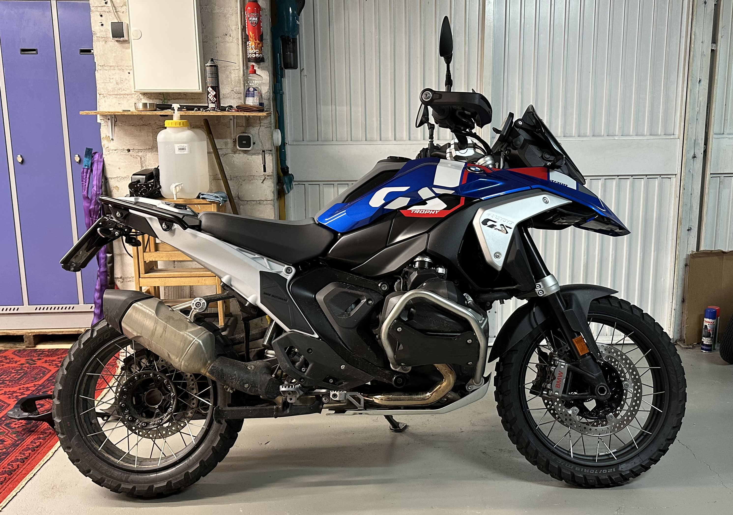 IMG_3828.png   BMW R1300 GS unit G.png