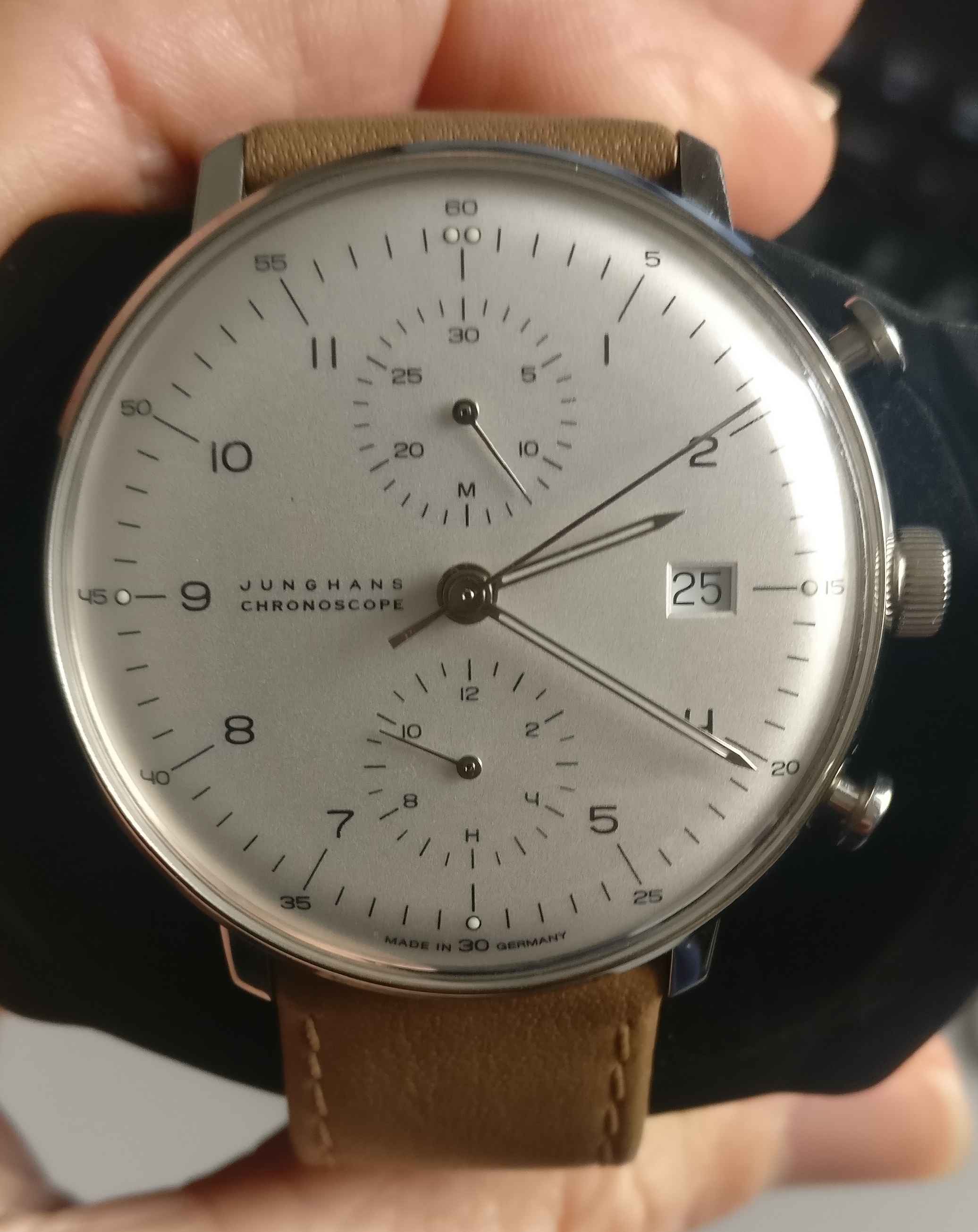 junghans (2).jpg