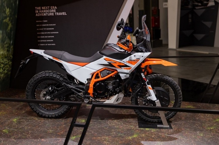 KTM 390 Adventure R (2025).JPG