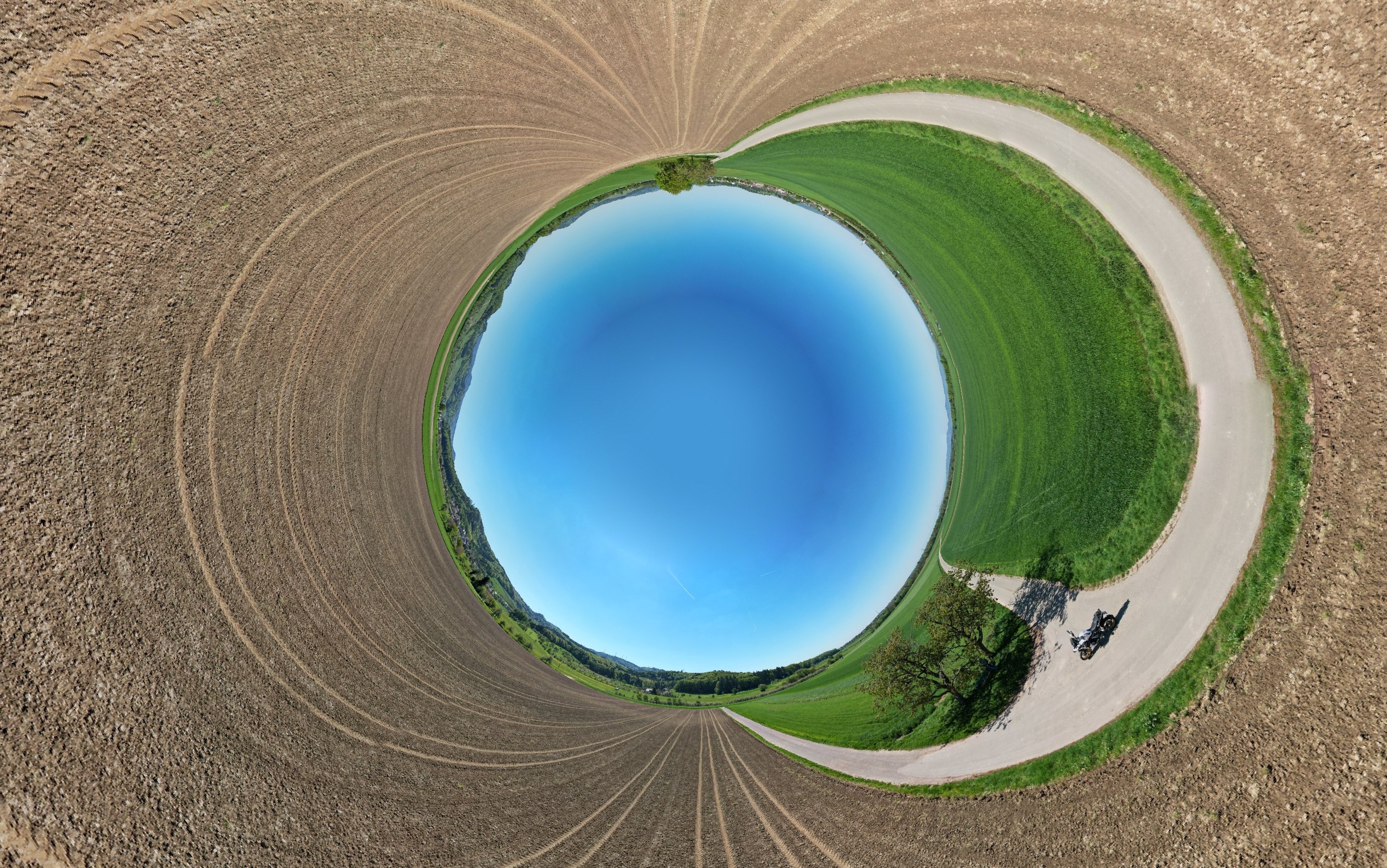 LittleEarth_Pic.jpg