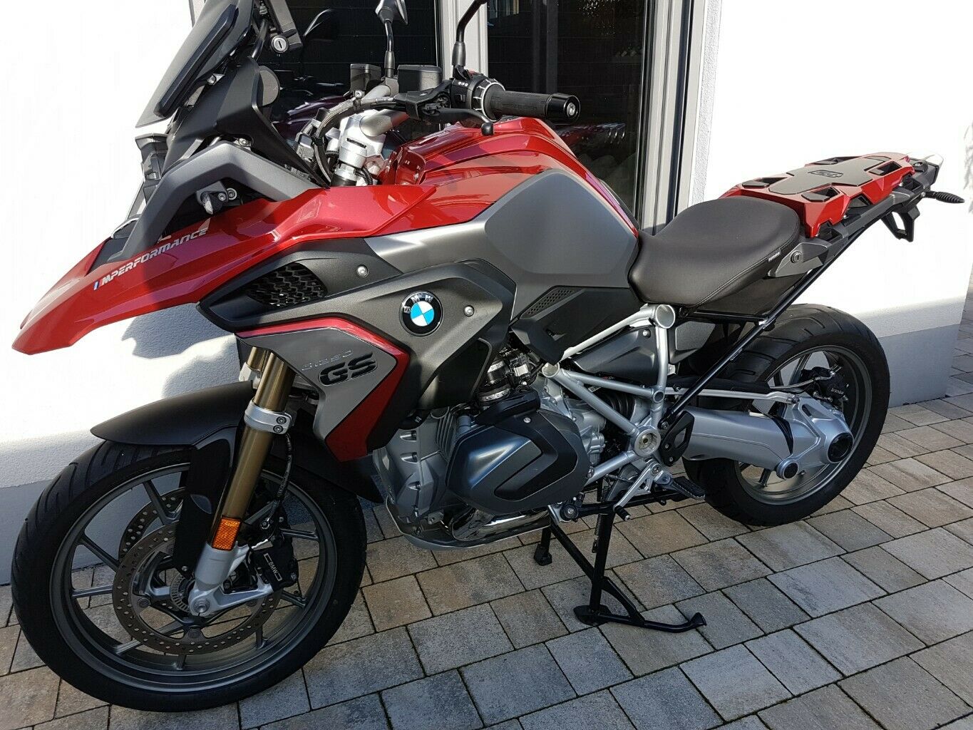 r 1250 gs.jpg