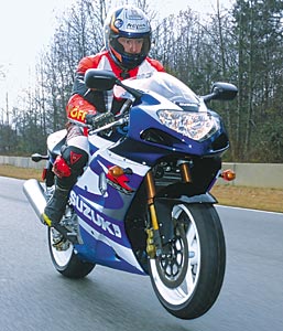 Rubriken_Archiv_Fahrberichte_Suzuki_GSXR1000_1.jpg