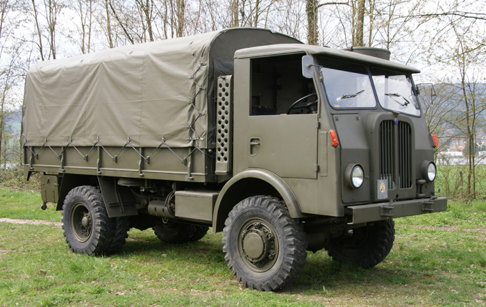 Saurer4x4c.jpg