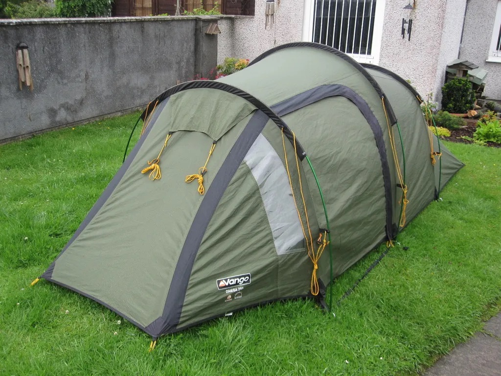 Vango Omega 250 2007 001_zps9q2i9rn3.jpg