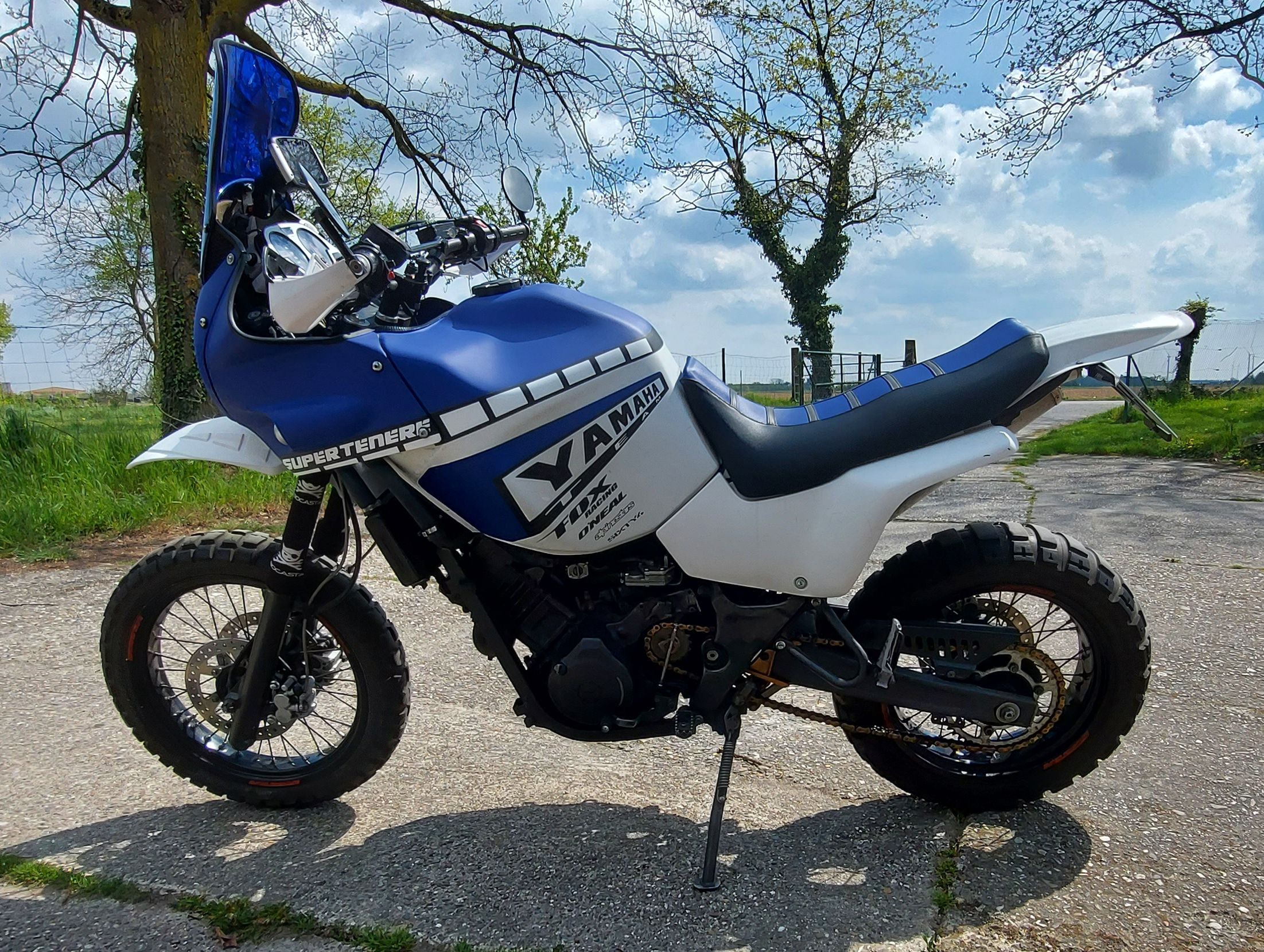 XTZ 750.jpg