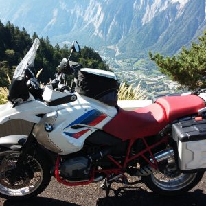 Französische Alpen 09/2015
Combe des Serres, vom Villard-Reculas in Richtung Alpe d'Huez, Blick auf Le Bourg-d'Oisans