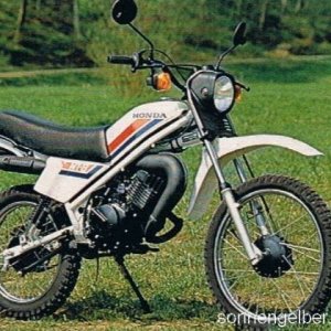 4 Honda MT8 1981 82