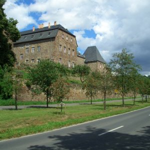 Burg Maubach