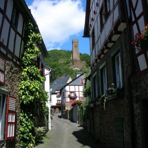 Gasse in Monreal