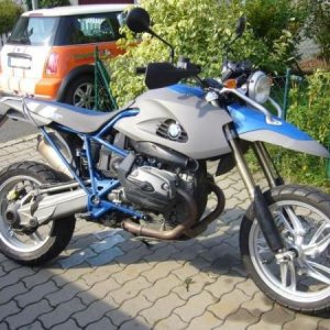 Gussfelgen der R1200 GS m. 320er Bremsscheibe