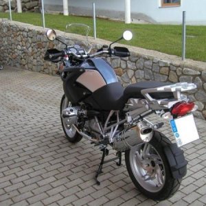 1200 GS 004 a