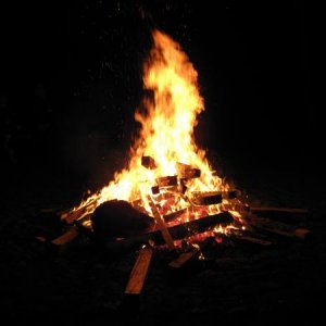 Lagerfeuer beim Siebenschläfertreffen