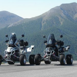 mit den E.ATV 950 Extreme auf der Nockbergstraße 06/2005