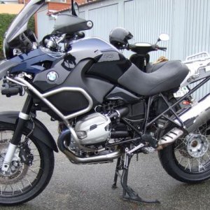 gs1200 006