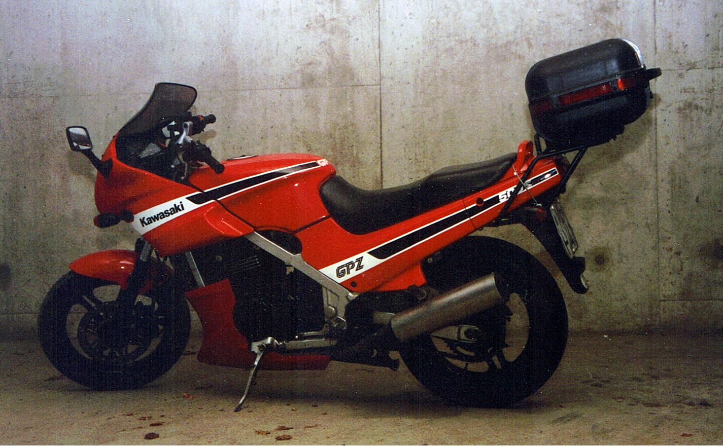 2. GPZ500S