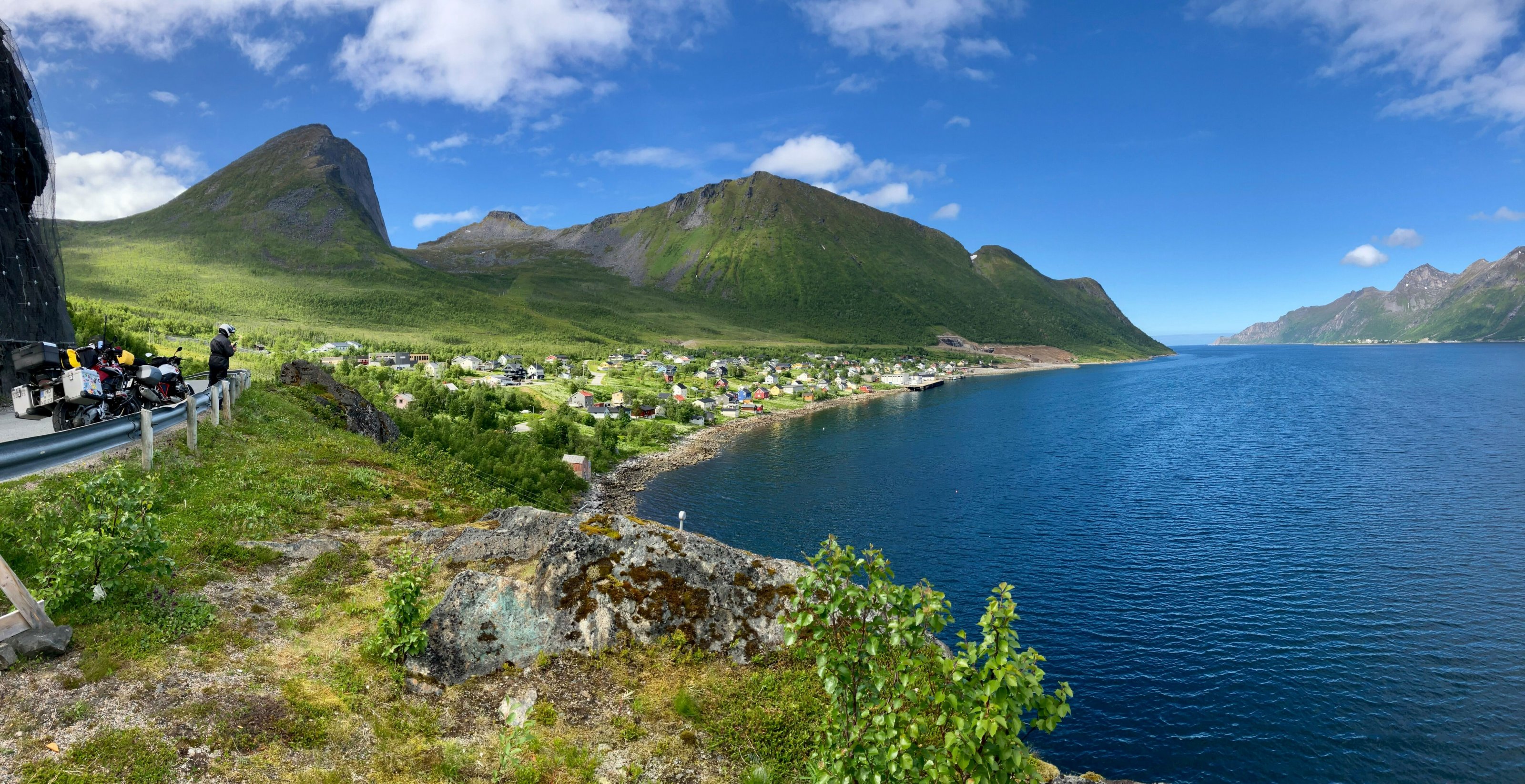 2022-06-NOR-Fjordgård, Senja Norwegen.jpg