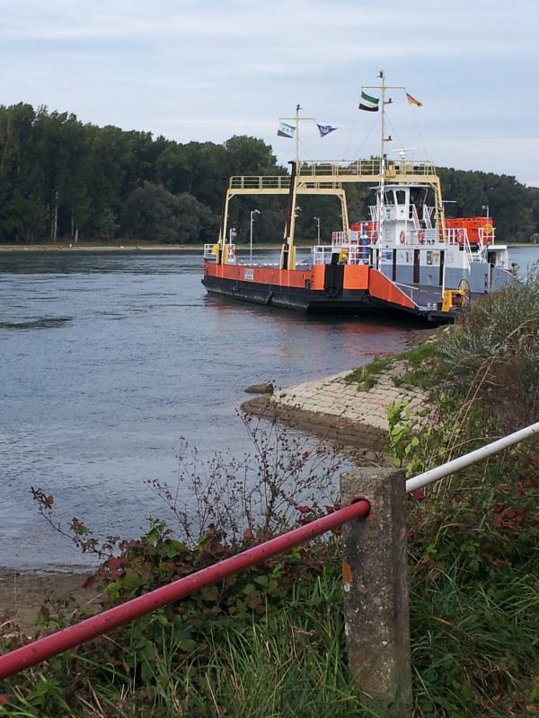 Ausfahrt am 06.10.2012 Rheinfähre Leopolsdhafen