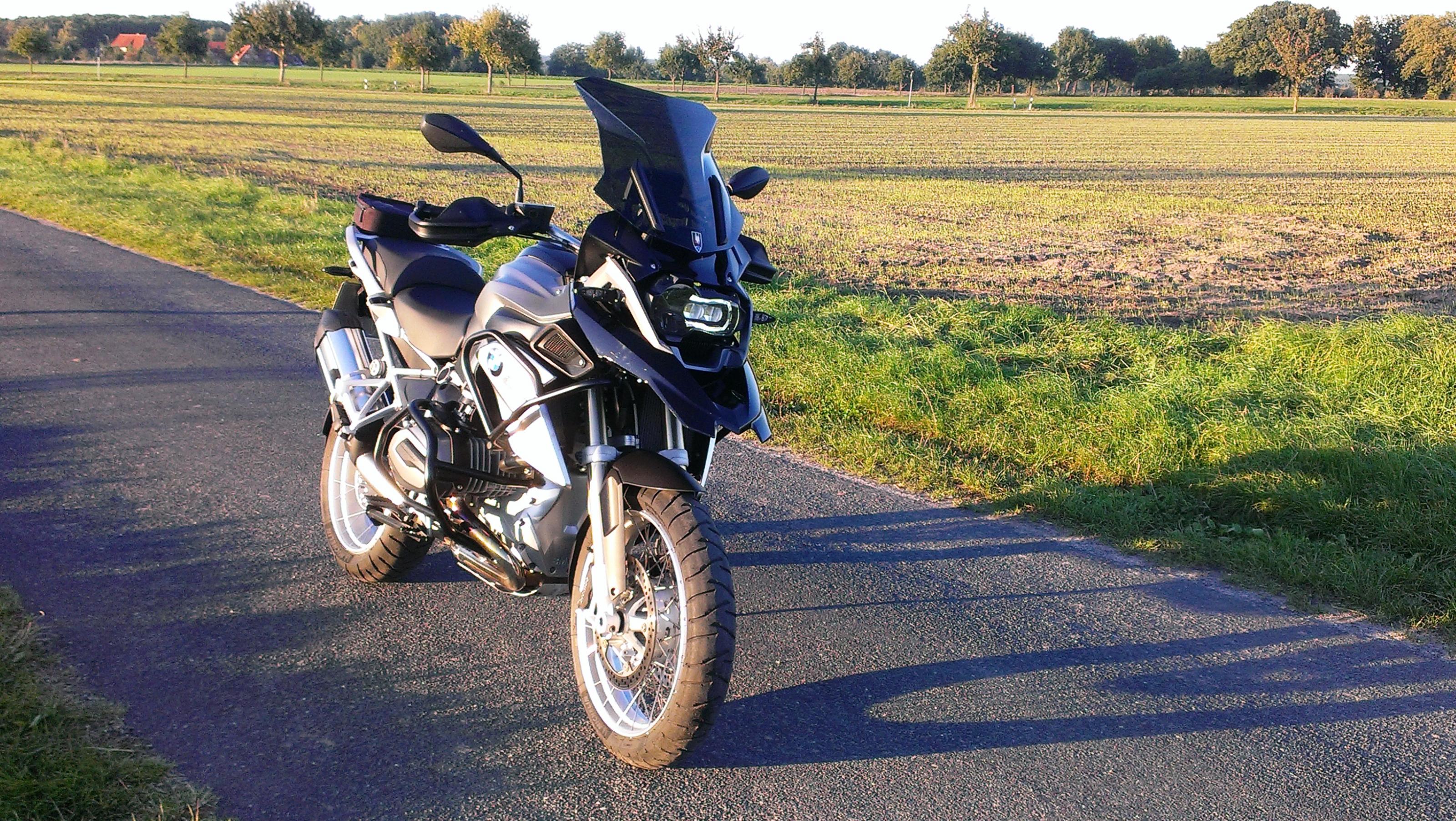 BMW TV R1200 GS LC 001