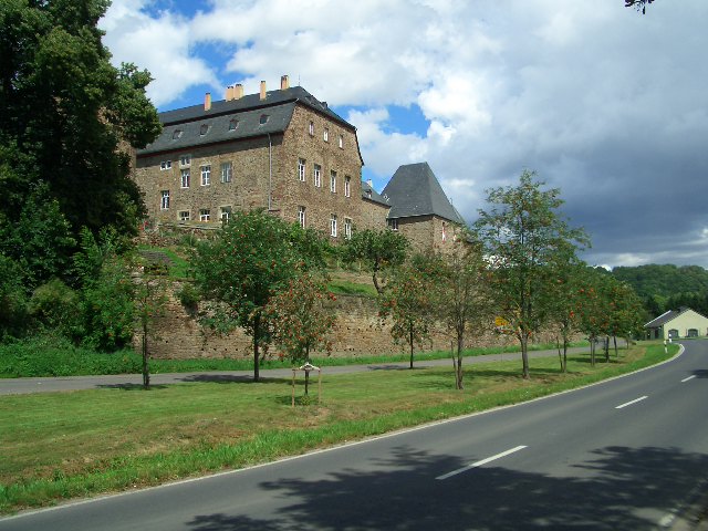 Burg Maubach