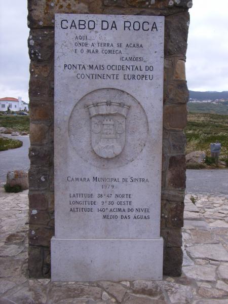 der westlichste Punkt Europas: Cabo Da Roca (Portugal)
Hier...
wo die Erde zu Ende ist 
und das Meer beginnt...