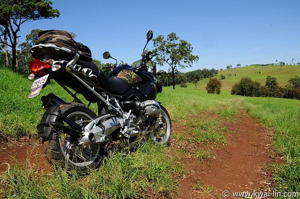 erste mal offroad in Australien, hinterm haus... ;-)