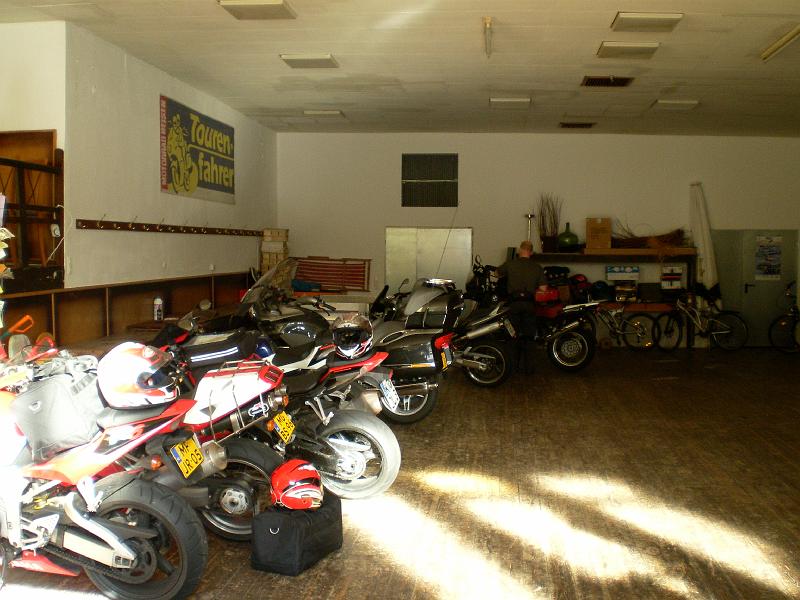 Garage im Hotel