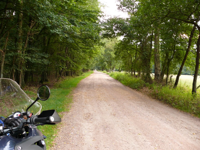 Hier kommt nach ca. 1km ein Verbotsschild