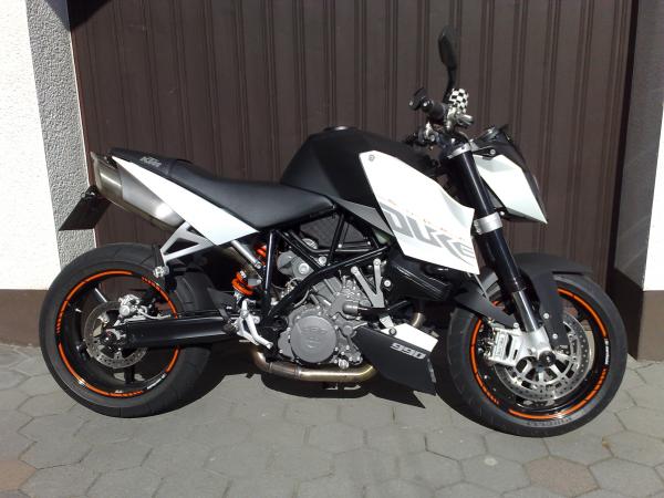 KTM 990 SuperDuke   2009    meine Nr.4