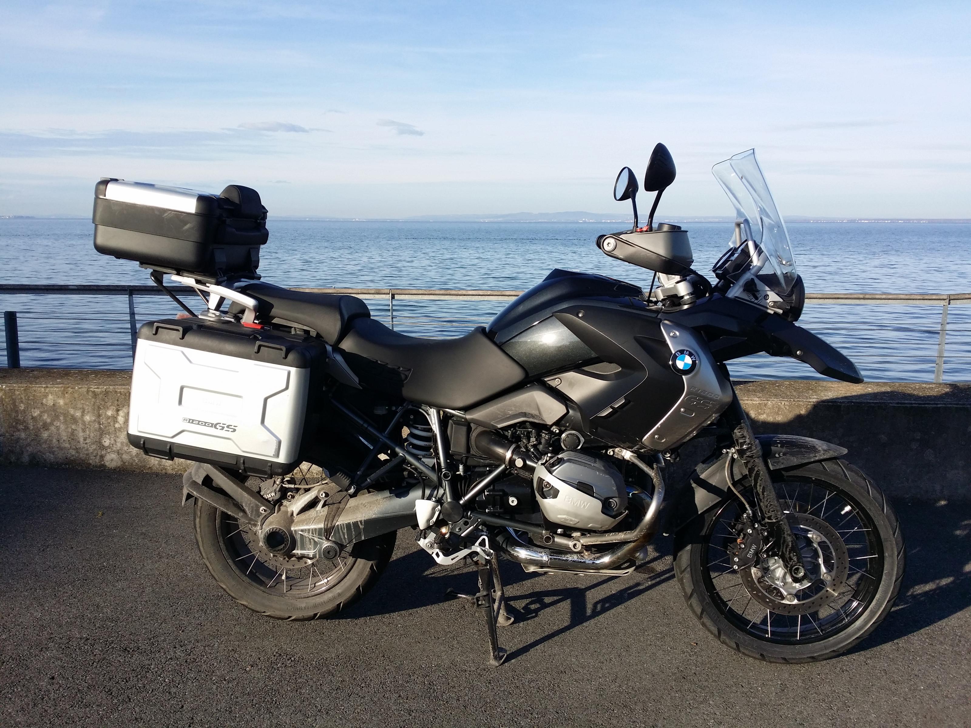 Mit der Dicken in Rohrschach am Bodensee mit Blick Richtung Langenargen, Friedrichshafen.
Eine meiner ersten Fahrten  mit ihr.