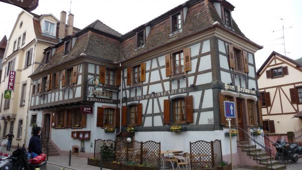 Nettes Hotel im Elsass