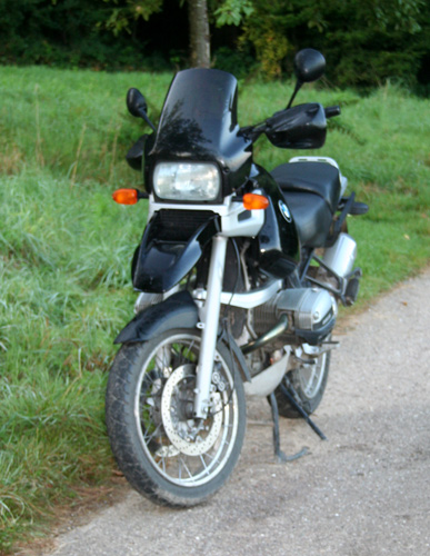 R 1100 GS 1 - auf dem Feldweg