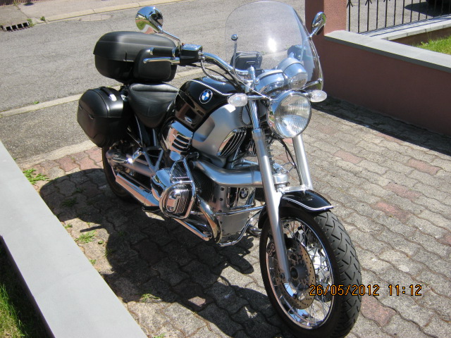 R 1200 C