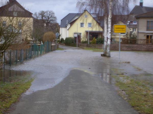 Radweg an der Weser