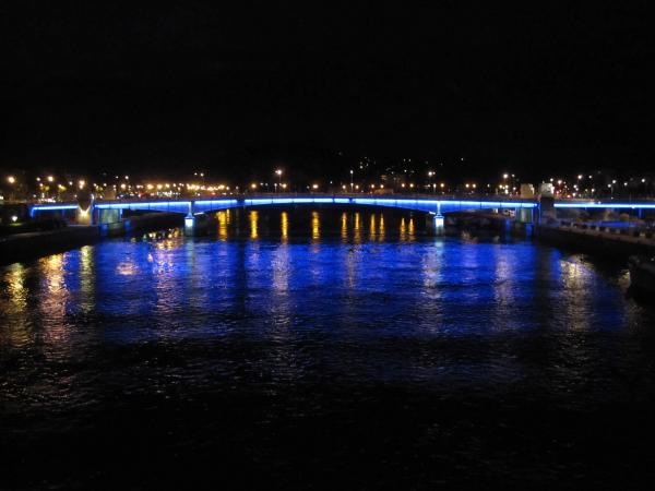 Rouen bei Nacht - Brücke über die Seine