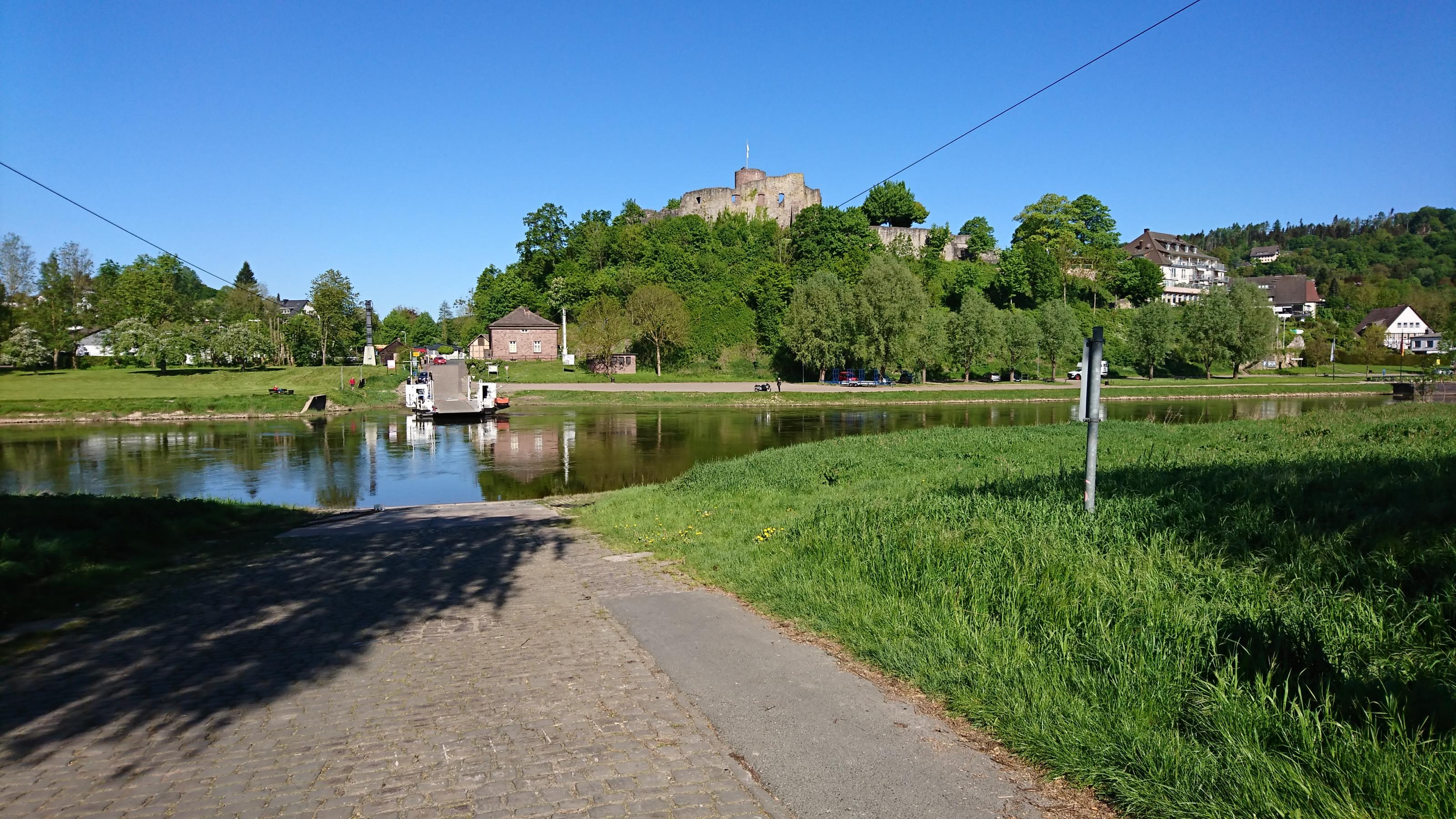 Rückfahrt über Fähre Polle