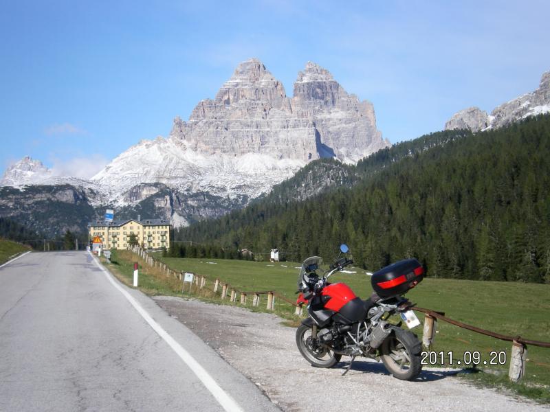 Rückfahrt von Kroatien 2011 
vor dem Misurina See
Drei Zinnen