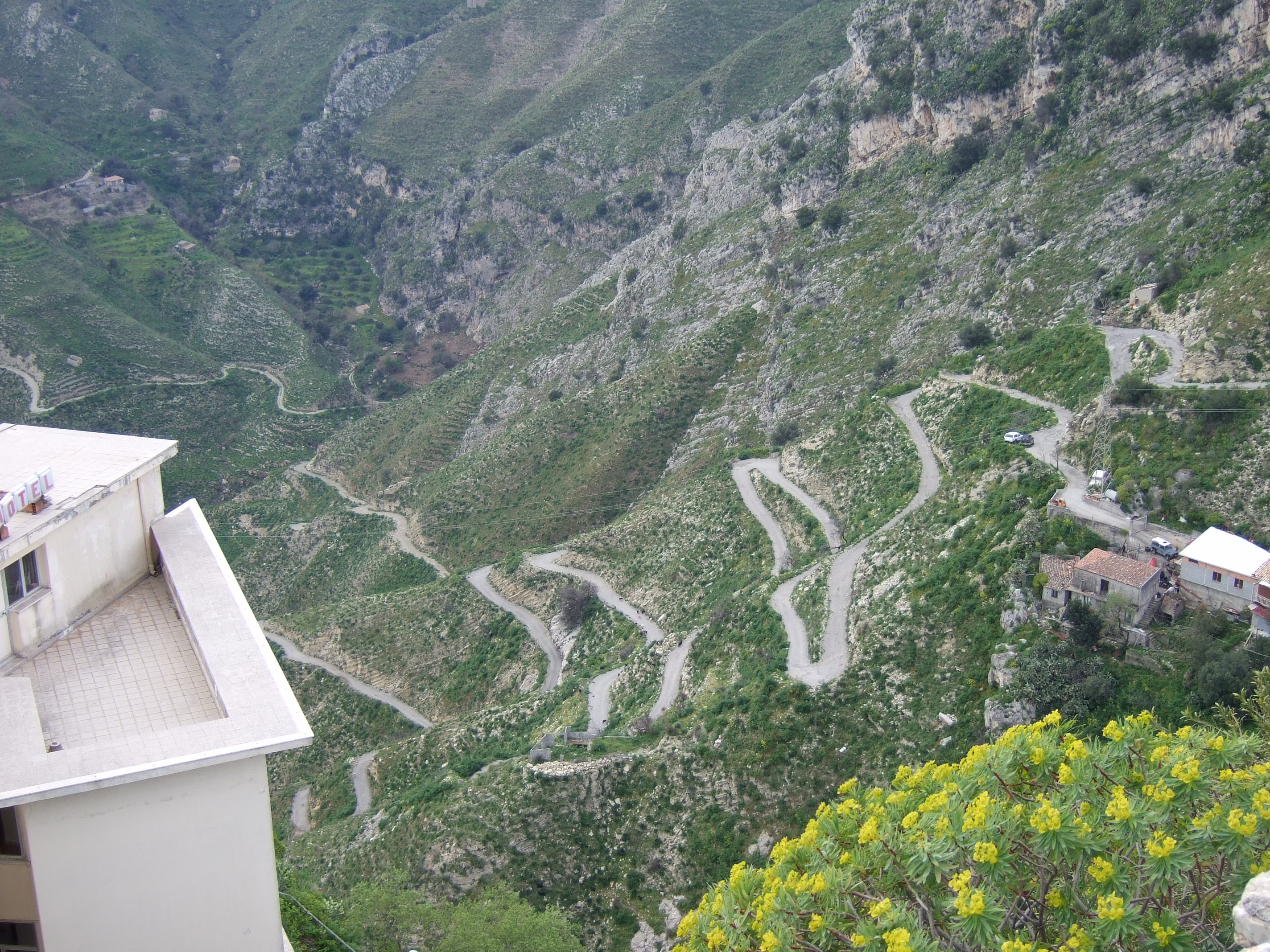 Strasse bei Taormina