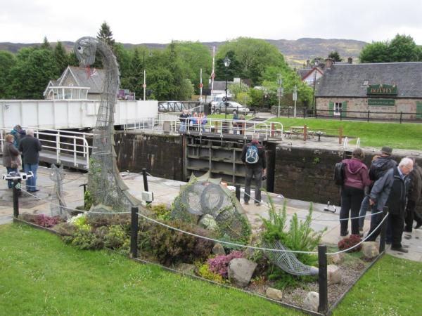 Tag 8 - Nessie lebt. Fort Augustus bei den Neptun's Staircases.