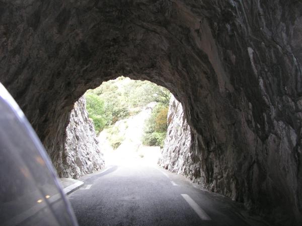 Tunnel