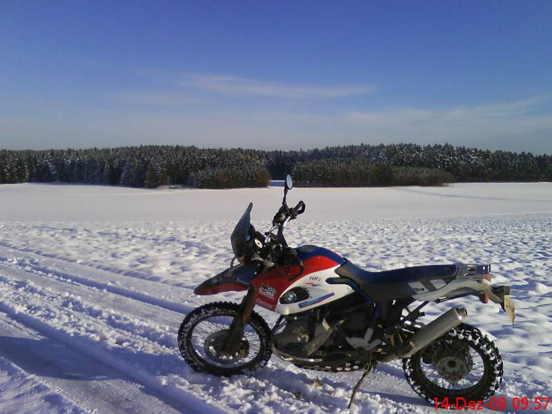 unberhrte schneelandschaft