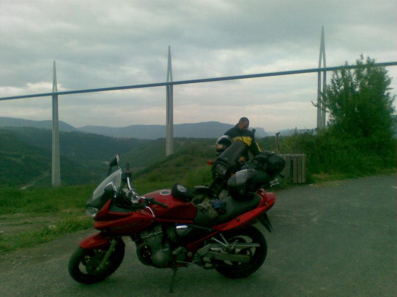 Viaduc de Millau - Mai 2010 mit Heico